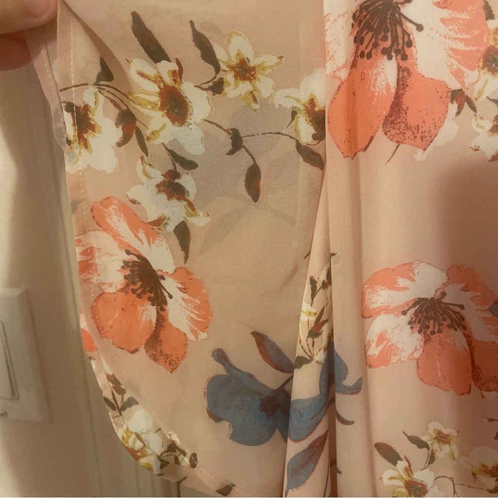 Light Pink Floral Dress - Picture 5 of 9